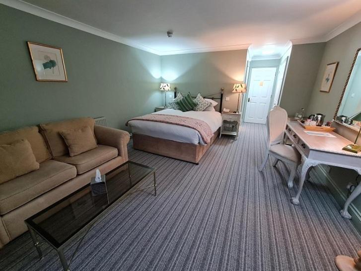 Powdermills Country House Hotel Баттл Экстерьер фото